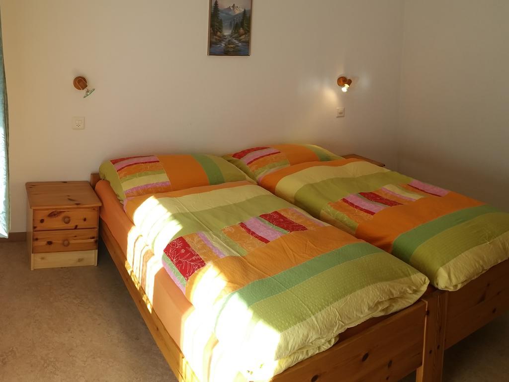 Ferienhaus Antigua Saas-Grund Værelse billede